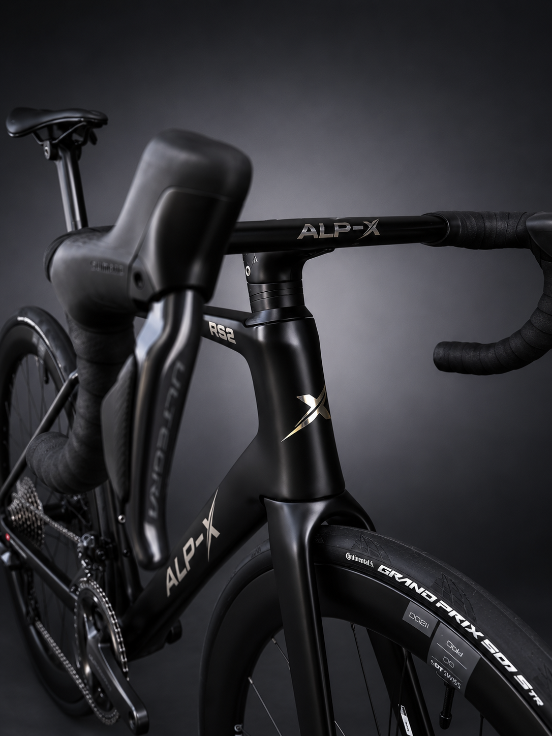 ALP-X RS2 | Vélo carbone aero | Shimano Ultegra Di2 |DT Swiss ARC | Assemblé en Suisse 
