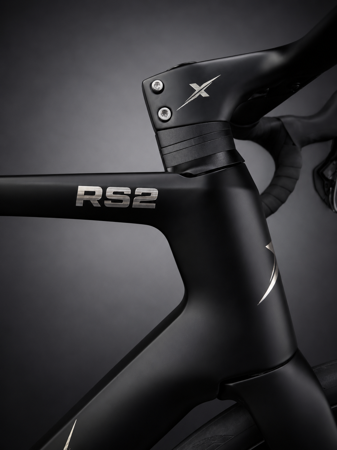 ALP-X RS2 | Vélo carbone aero | Shimano Ultegra Di2 |DT Swiss ARC | Assemblé en Suisse 
