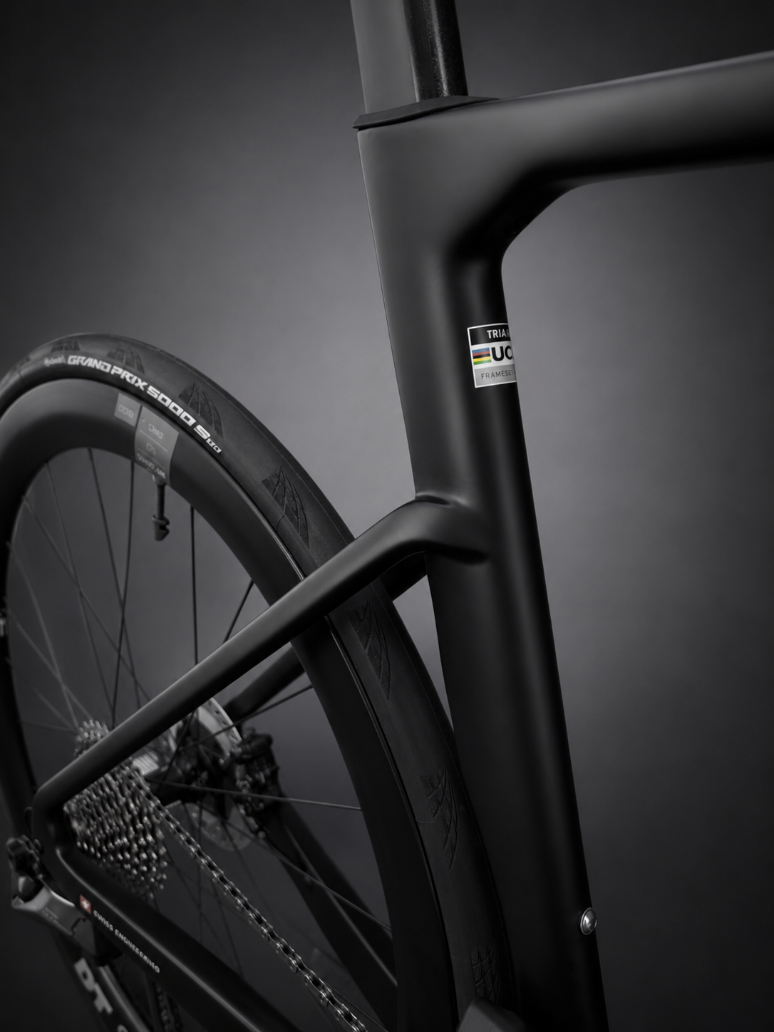 ALP-X RS2 | Vélo carbone aero | Shimano Ultegra Di2 |DT Swiss ARC | Assemblé en Suisse 
